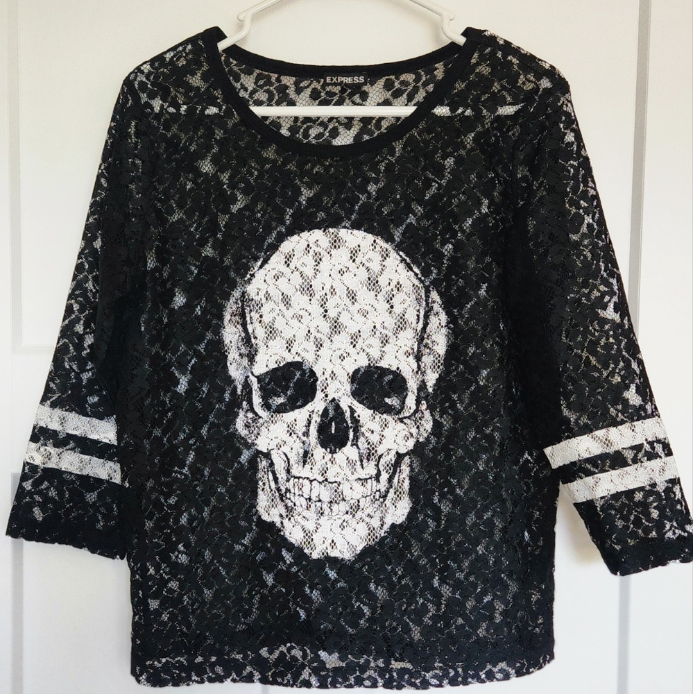 Express Black and White Skull Long Sleeve Tee